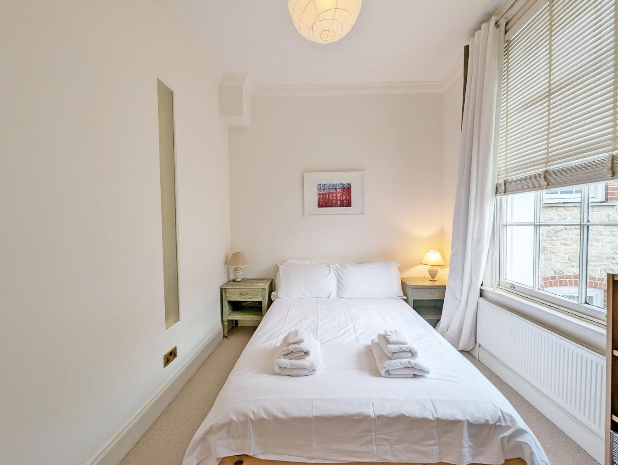 4 The Clockhouse , Midhurst Extérieur photo