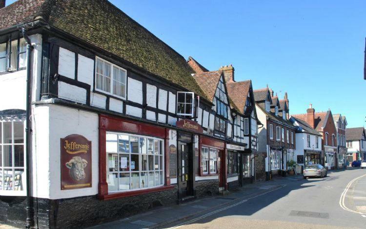 4 The Clockhouse , Midhurst Extérieur photo