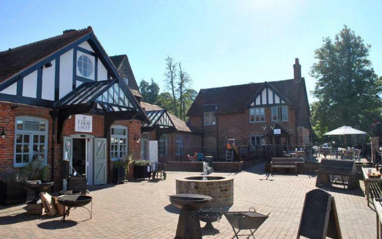 4 The Clockhouse , Midhurst Extérieur photo